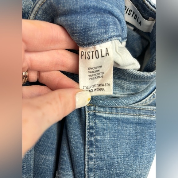 Pistola Light Wash Distressed Cropped Ankle Jean Size 29 - Picture 5 of 9